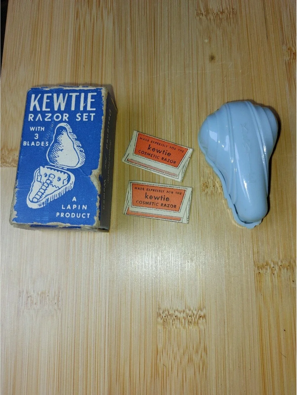 Kewtie miniature safety razor set